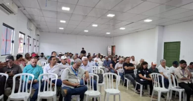 Seminário em Valença busca soluções para fungo que ameaça produção de cravo no Baixo Sul