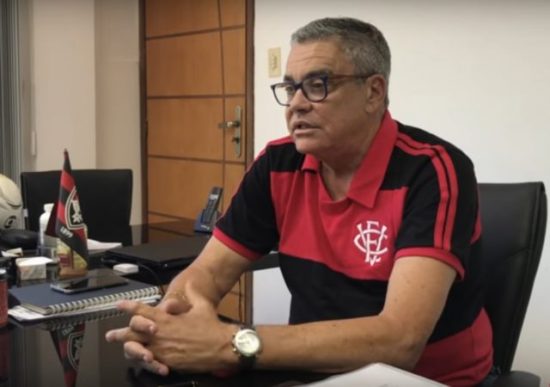 Paulo Carneiro se pronuncia após ser destituído da presidência do Vitória: ‘Conspiração política’