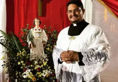Coordenador de coroinhas em igreja morre após ser baleado na Bahia