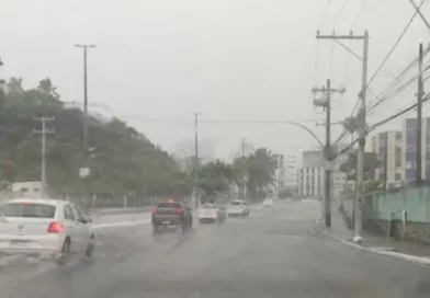 Chuvas torrenciais atingem Salvador e algumas cidades do baixo sul da Bahia
