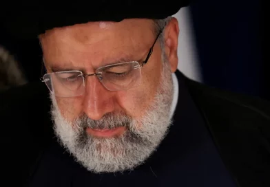Presidente do Irã, morre em queda de helicóptero