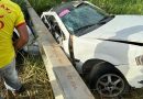 Ibirapitanga: Mulher de 27 anos morre e duas pessoas ficam feridas após carro bater em poste